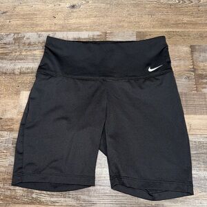 Nike High Rise Biker Shorts Black Athletic Workout Shorts Women’s Small